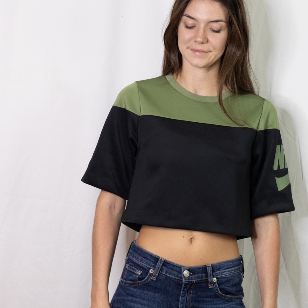 Nike Green Black Athletic Crop Top - XS